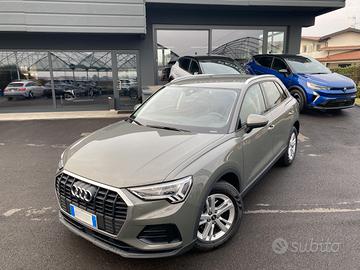 Audi Q3 35 2.0 tdi Business s-tronic