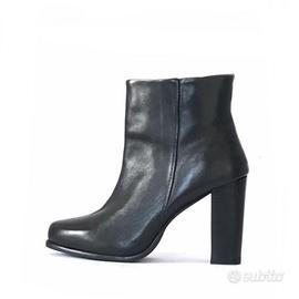 United Colors of Benetton - Stivaletto nero tacco