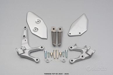 Supporto pedana anteriore YAMAHA YZF R3 2025 2026