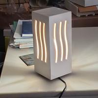 Lampada moderna in gres porcellanato