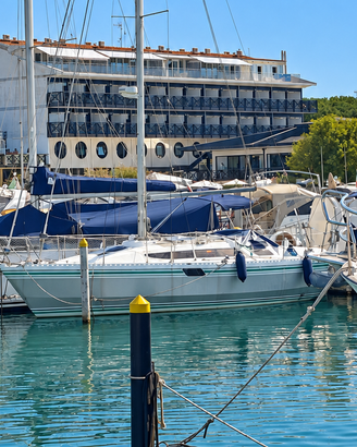 Barca a vela in alluminio ALUBAT OVNI 32