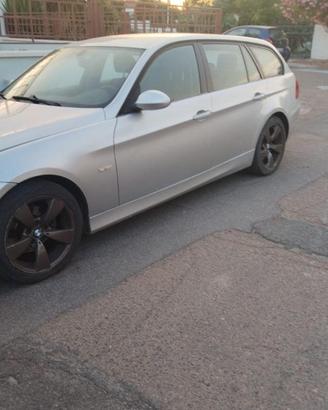 BMW 320d Touring E91 cambio manuale