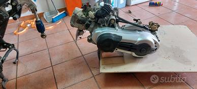 Ricambi usati Gilera Nexus 500 2006 - 2012
