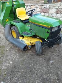 trattorino rasaerba John deer 