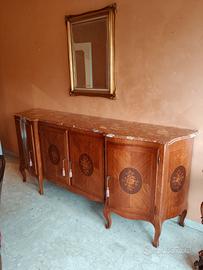 Credenza artigianale in stile classico 