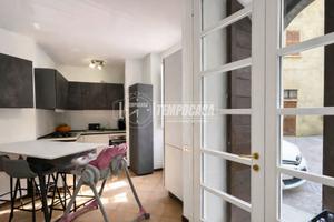 TRILOCALE SUL LUNGOFIUME CON POSTO AUTO