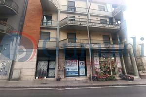 Locale commerciale - Via delle Puglie