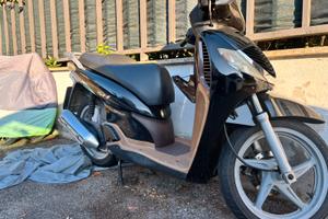 Scooter SH 150