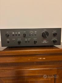 Amplificatore Akai AM-2400