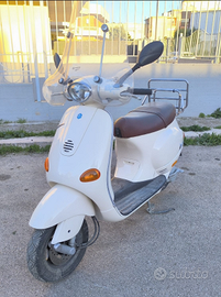 Vespa 125 Et4 ASI + CRS restaurata