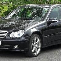 Parabrezza Mercedes W203 Classe C da 2000 a 2007