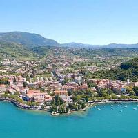 Negozio nel centro storico di garda