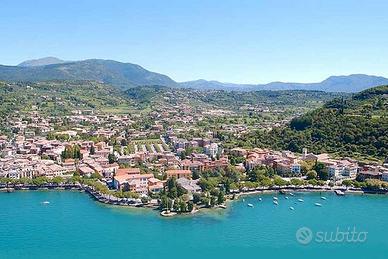 Negozio nel centro storico di garda