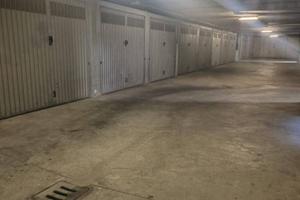 Box / Garage di 15 m² a Cologno Monzese