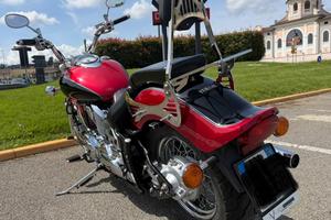 Moto Yamaha dragstar