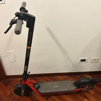 Monopattino elettrico Ninebot by Segway