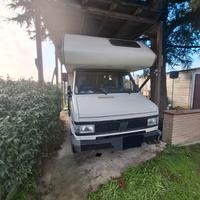 Camper Fiat Rimor con Gancio Traino