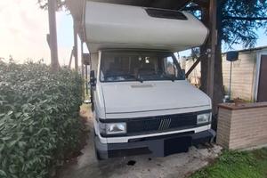 Camper Fiat Rimor con Gancio Traino