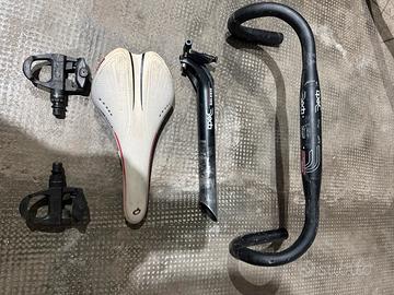 Manubrio sella pedali deda