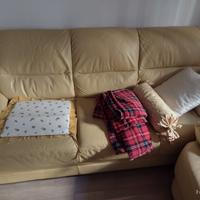 divani in vera pelle due posti e tre posti