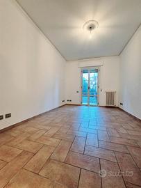 Osimo - centro storico ( rif. e96-3569)