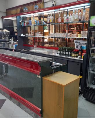 Banco e retrobanco bar metri 3