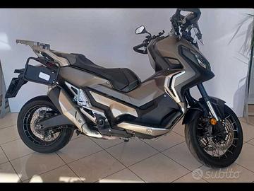 HONDA - MOTO X-ADV 750 DCT Abs my18