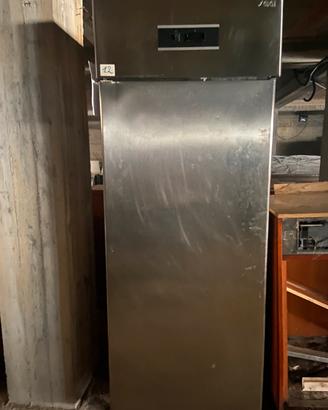Frigo sagi professionale