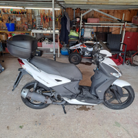 Scooter kymco