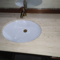 Mobile da bagno con piano in marmo anticato