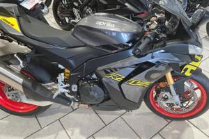 Aprilia RSV4 1100