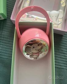 Portaciuccio rosa plastica ed argento