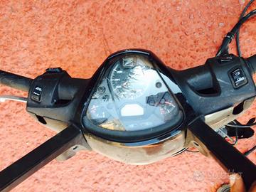 Sterzo e retroscudo honda sh 125/150 2013/4/5