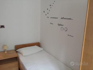 Stanza singola per ragazze studenti