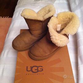 UGG GIRLS BOOTS CHESTNUT 5991 SIZE 32 button side