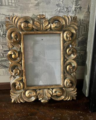 cornice dorata intagliata- decorazione antica