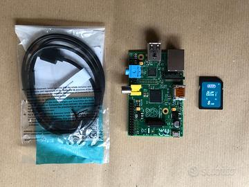 Raspberry Pi 1B Made in UK + SD + cavo micro usb