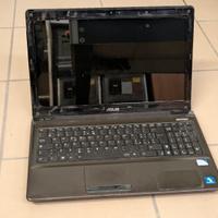 ASUS X53U Notebook 15,6" Intel Pentium