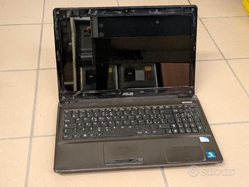 ASUS X53U Notebook 15,6" Intel Pentium