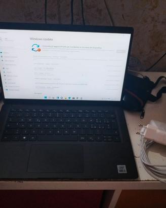 notebook dell i5-10210u-8giga.ram-256ssd-win11