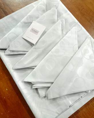 Tovaglia Alta qualità colore perla 6 posti Vingi