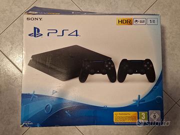 PS4 Slim 1TB + Docking station + 2 giochi