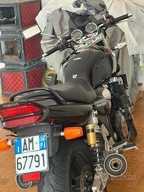 Moto yamaha XJR 1.300