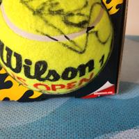 Palla Us Open autografata Davenport e Mauresmo