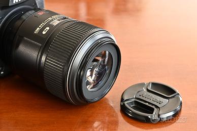 Obiettivo macro Nikon 105mm f/2.8 G ED VR
