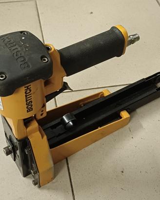 graffettatrice pneumatica Bostitch 