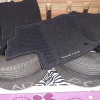 4 Gomme Estive Bridgestone 215/60R17 +4 tappetini 
