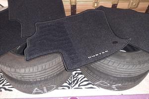 4 Gomme Estive Bridgestone 215/60R17 +4 tappetini 