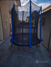 trampolino per bambini