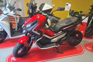 Honda X-ADV 750 ABS + TCS